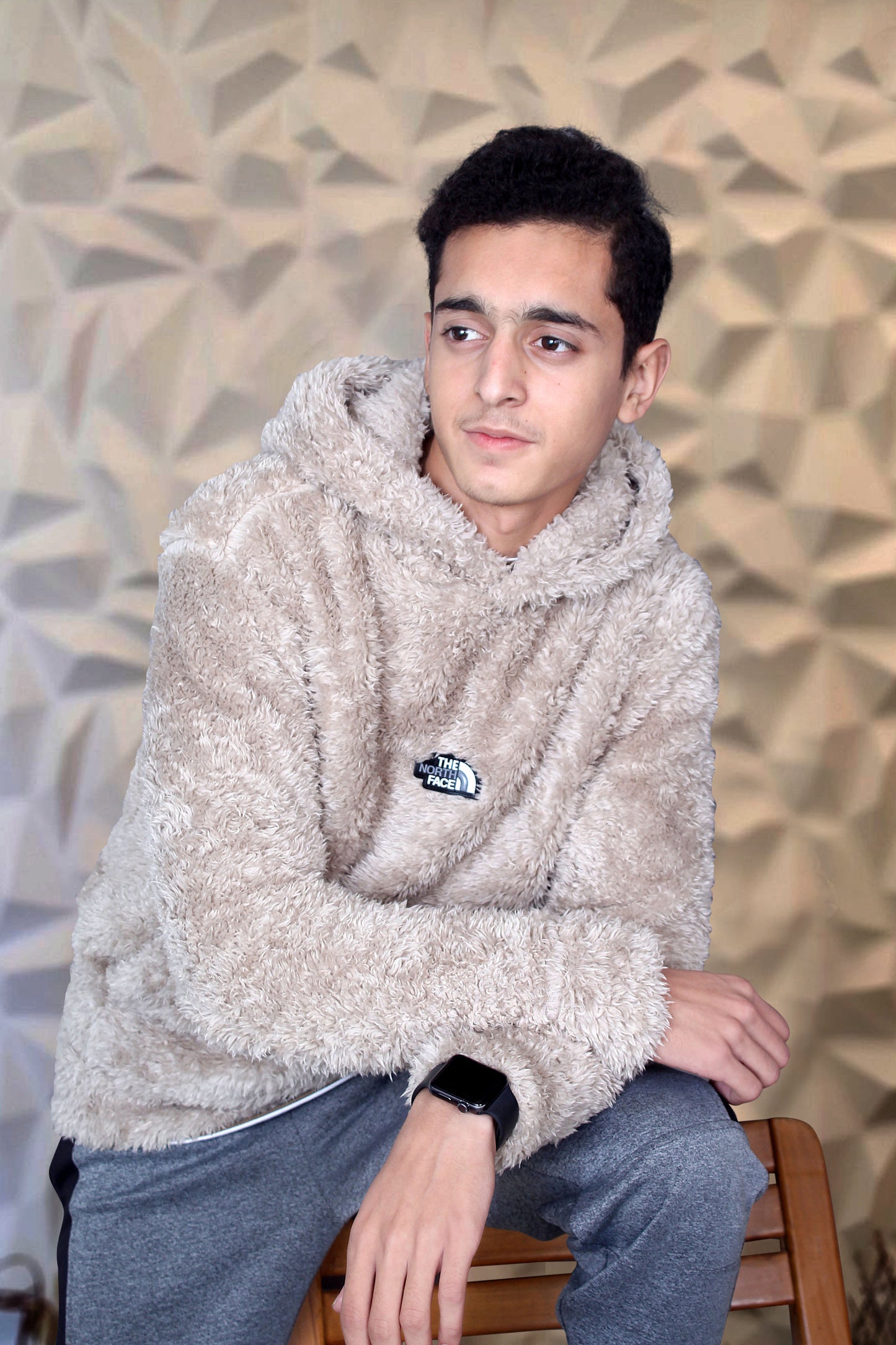 Sherpa Style Men’s Hoodie – Ultra-Soft Winter Comfort