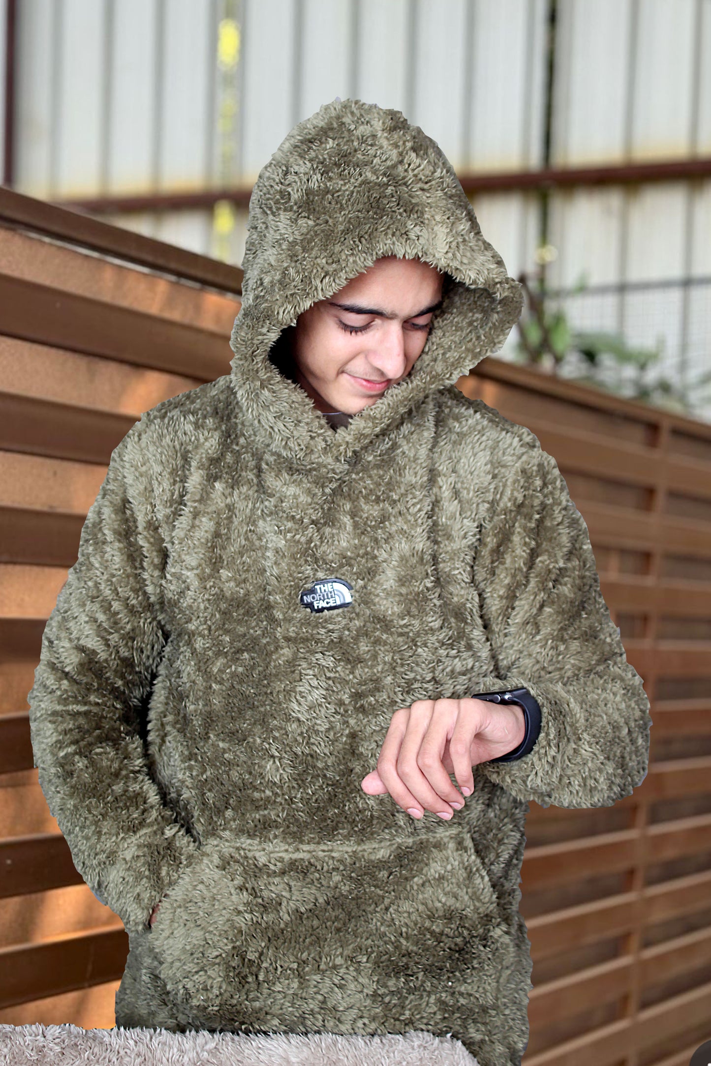 Sherpa Style Men’s Hoodie – Ultra-Soft Winter Comfort